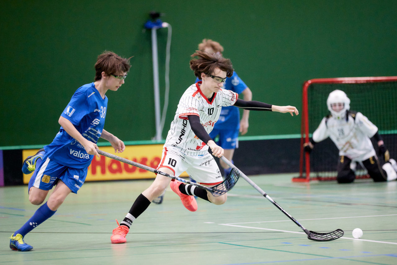 Testspiel Junioren U16A 
Zug United -  Chur Unihockey  am 21. März 2021 in der Sporthalle der Kantonsschule Zug 
Bild: Michael Peter