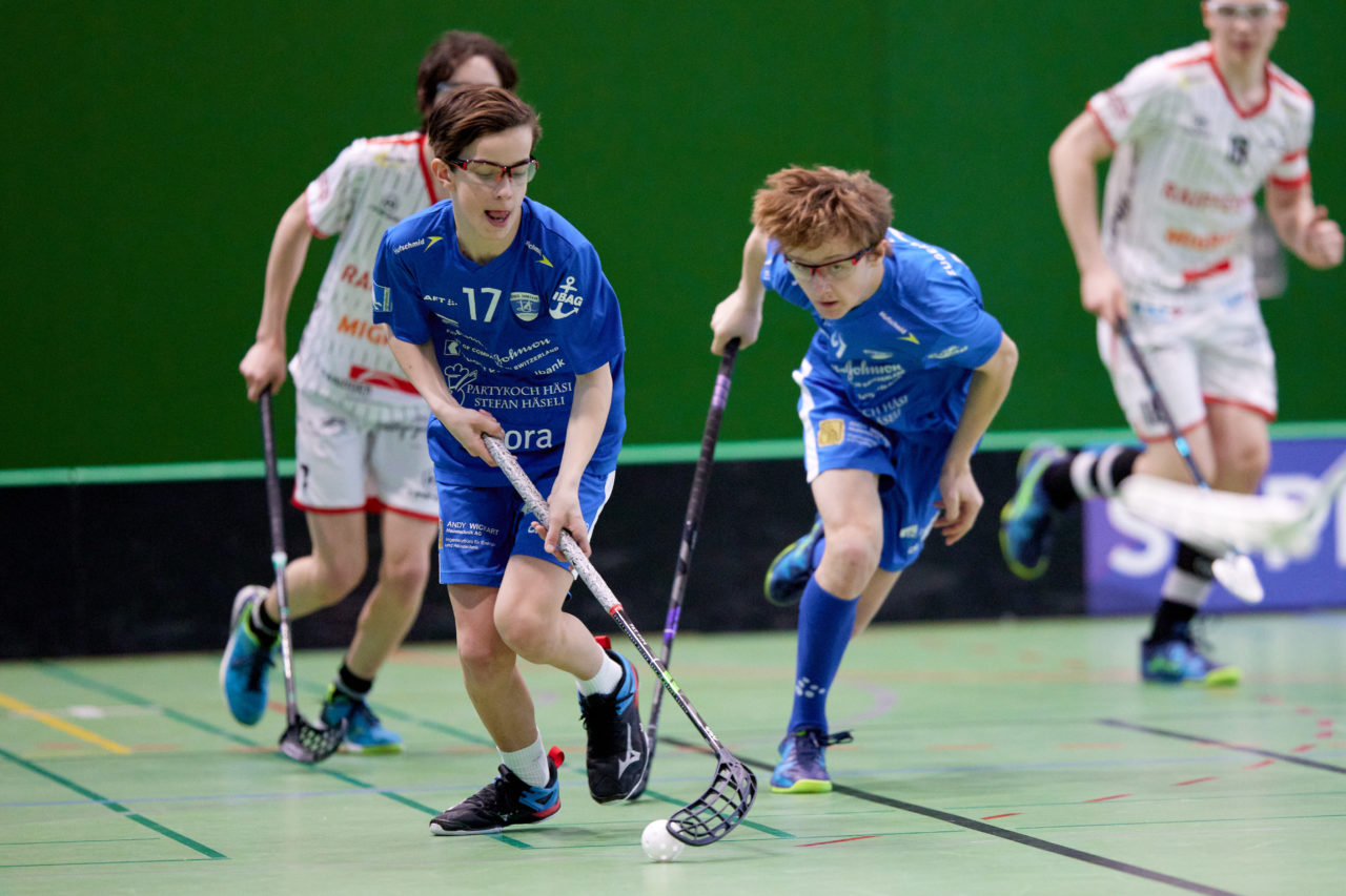 Testspiel Junioren U16A 
Zug United -  Chur Unihockey  am 21. März 2021 in der Sporthalle der Kantonsschule Zug 
Bild: Michael Peter