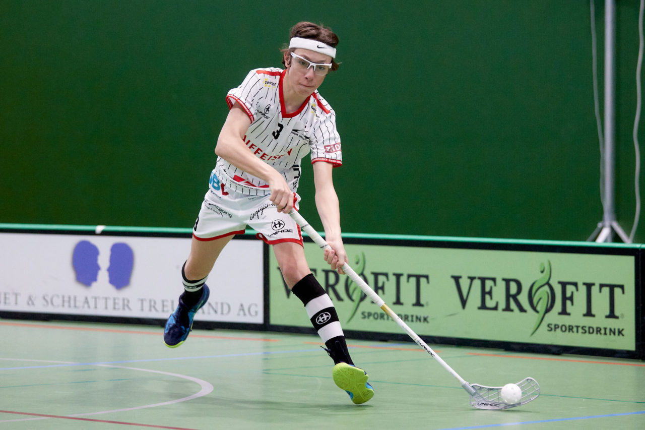 Testspiel Junioren U16A 
Zug United -  Chur Unihockey  am 21. März 2021 in der Sporthalle der Kantonsschule Zug 
Bild: Michael Peter