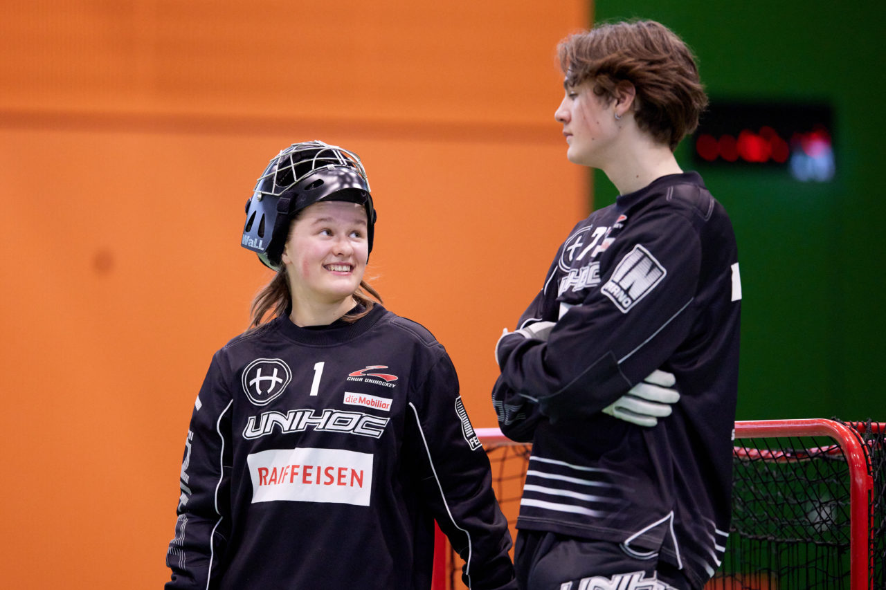Testspiel Junioren U16A 
Zug United -  Chur Unihockey  am 21. März 2021 in der Sporthalle der Kantonsschule Zug 
Bild: Michael Peter