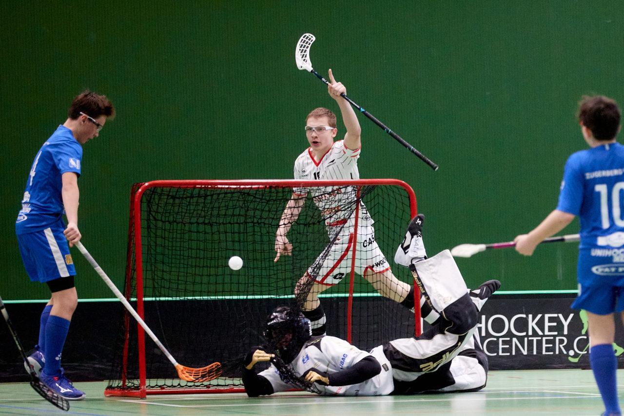 Testspiel Junioren U16A 
Zug United -  Chur Unihockey  am 21. März 2021 in der Sporthalle der Kantonsschule Zug 
Bild: Michael Peter