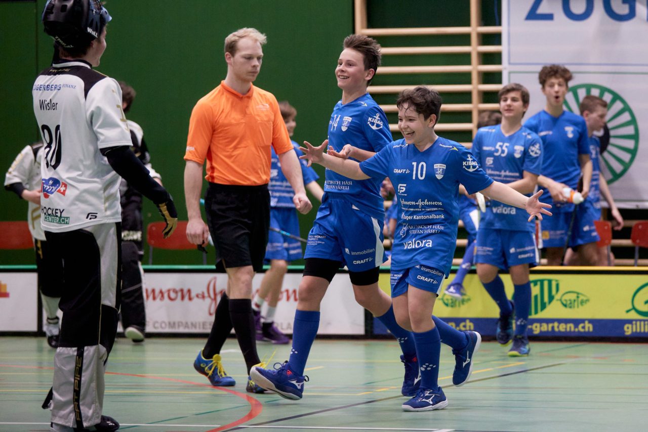 Testspiel Junioren U16A 
Zug United -  Chur Unihockey  am 21. März 2021 in der Sporthalle der Kantonsschule Zug 
Bild: Michael Peter