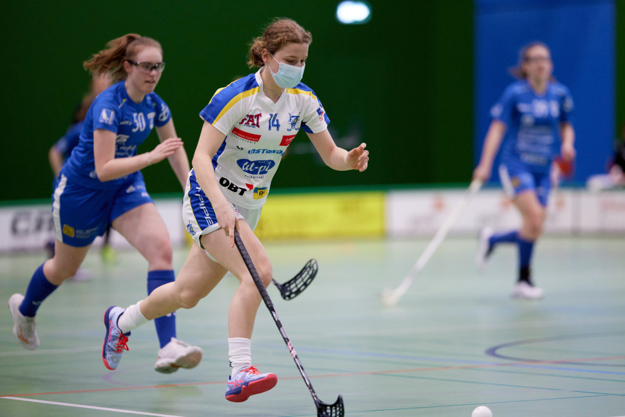 Testspiel Juniorinnen U21A 
Zug United -  Kloten-Dietlikon Jets  am 21. März 2021 in der Sporthalle der Kantonsschule Zug 
Bild: Michael Peter