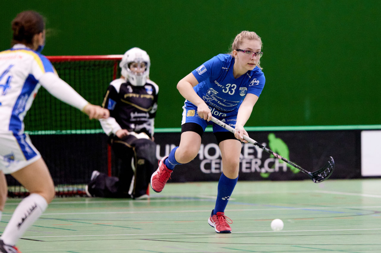 Testspiel Juniorinnen U21A 
Zug United -  Kloten-Dietlikon Jets  am 21. März 2021 in der Sporthalle der Kantonsschule Zug 
Bild: Michael Peter
