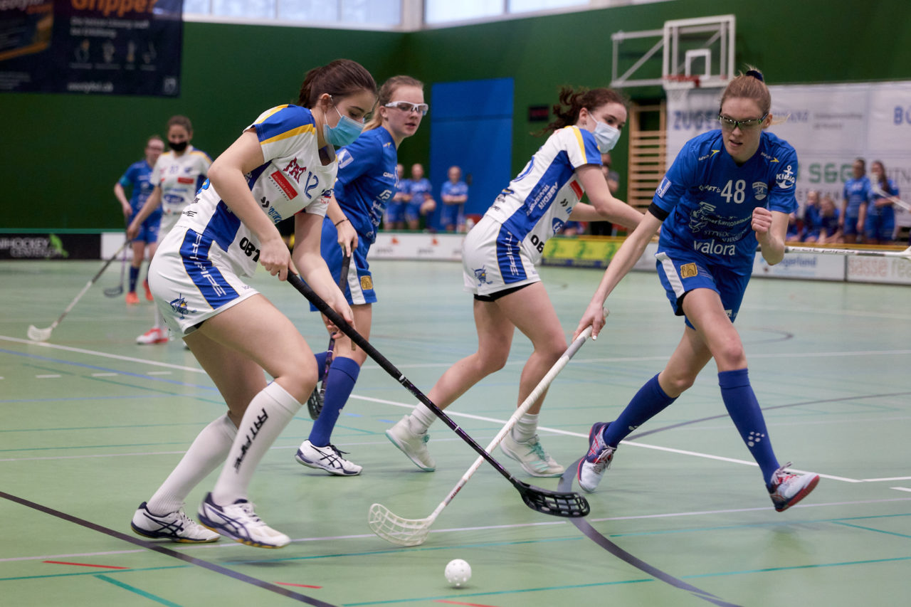 Testspiel Juniorinnen U21A 
Zug United -  Kloten-Dietlikon Jets  am 21. März 2021 in der Sporthalle der Kantonsschule Zug 
Bild: Michael Peter