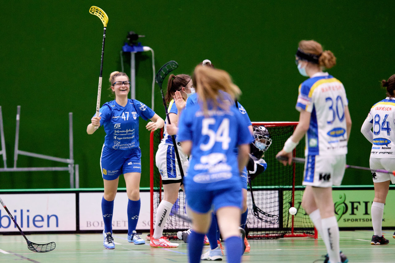 Testspiel Juniorinnen U21A 
Zug United -  Kloten-Dietlikon Jets  am 21. März 2021 in der Sporthalle der Kantonsschule Zug 
Bild: Michael Peter