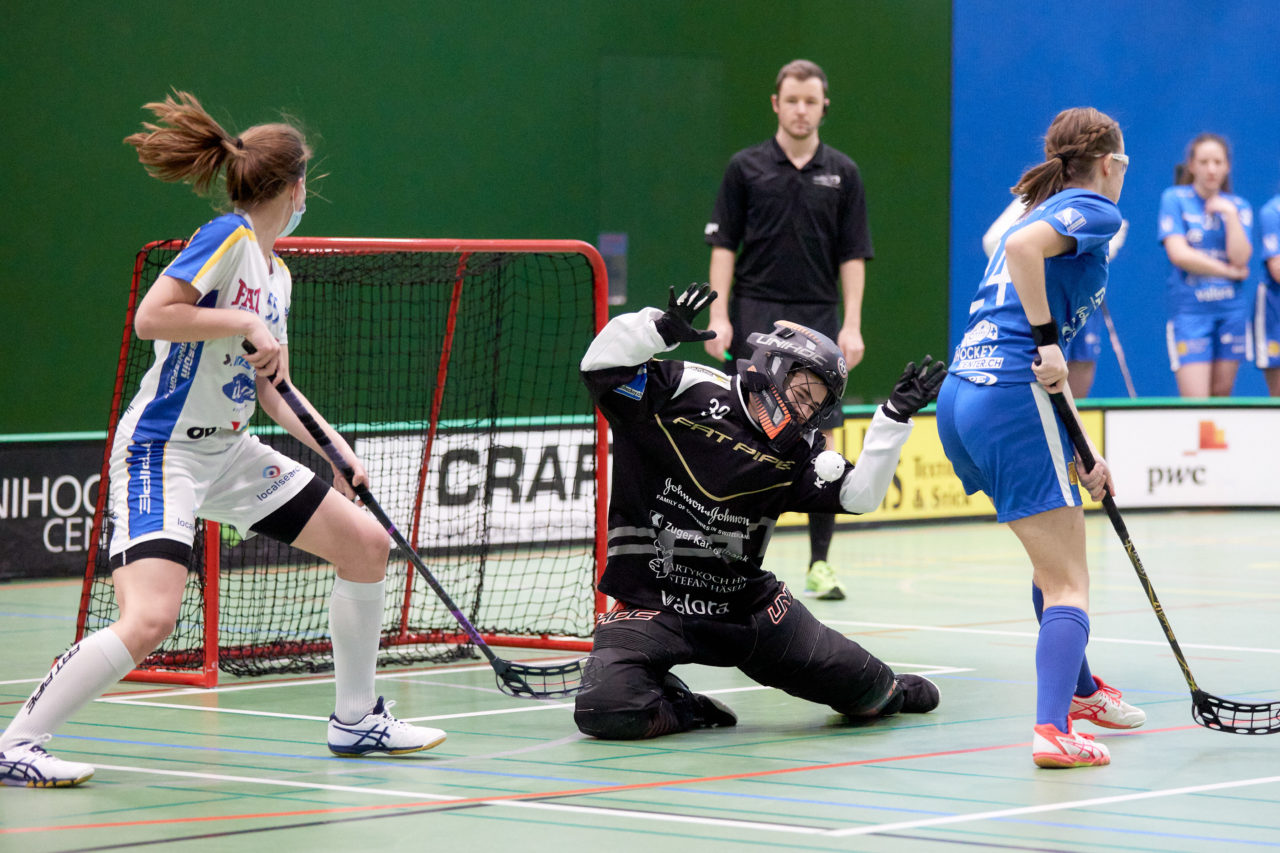 Testspiel Juniorinnen U21A 
Zug United -  Kloten-Dietlikon Jets  am 21. März 2021 in der Sporthalle der Kantonsschule Zug 
Bild: Michael Peter