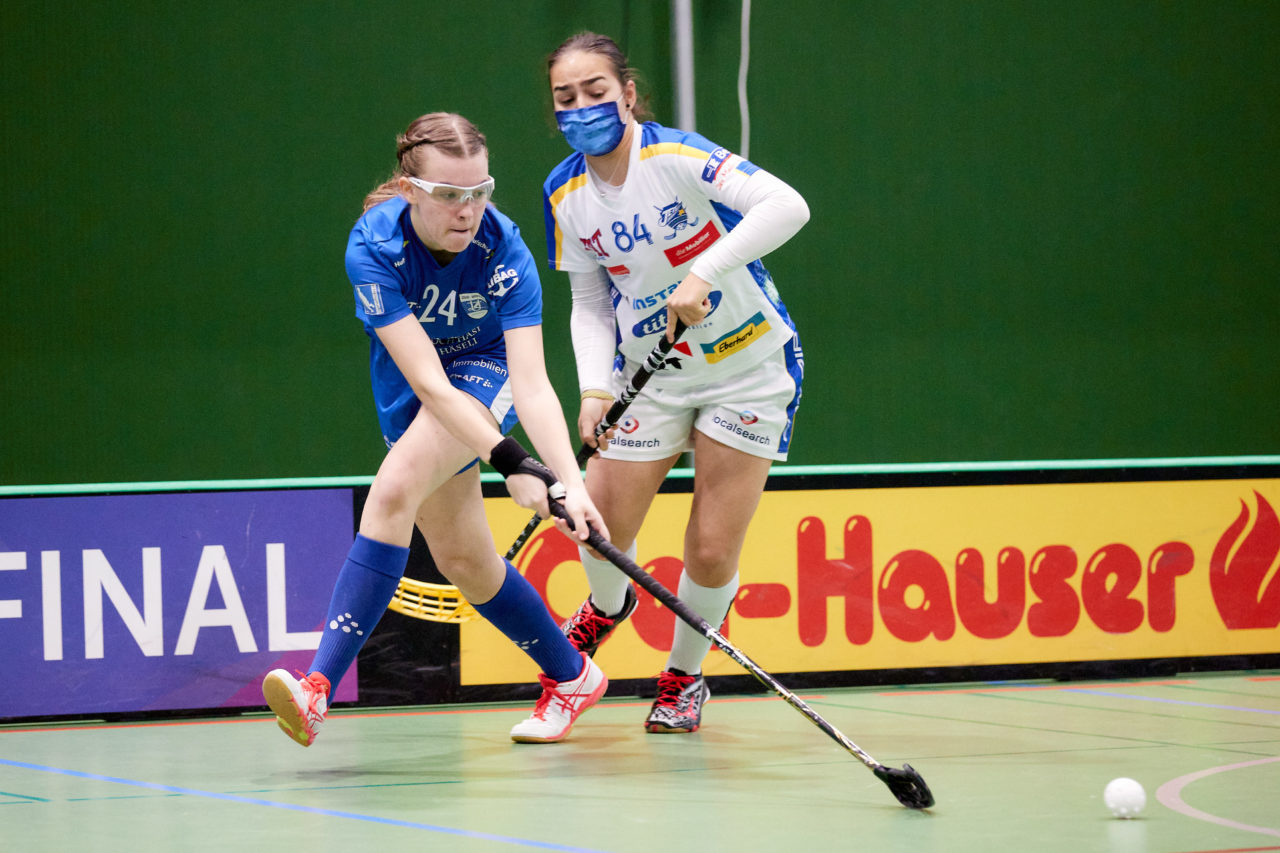 Testspiel Juniorinnen U21A 
Zug United -  Kloten-Dietlikon Jets  am 21. März 2021 in der Sporthalle der Kantonsschule Zug 
Bild: Michael Peter