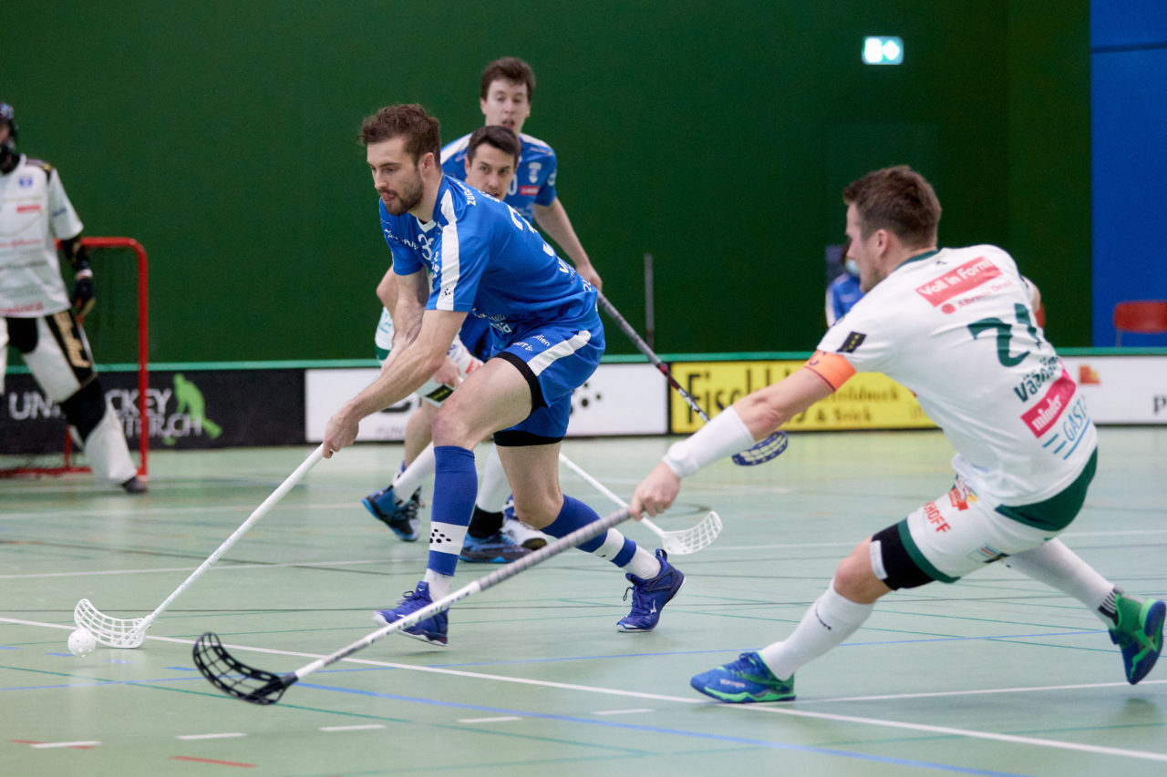 Männer Playoff Viertelfinal sechstes  Spiel 
Zug United -  SV Wiler-Ersigen am 27. März 2021 in der Sporthalle der Kantonsschule Zug 
Bild: Michael Peter