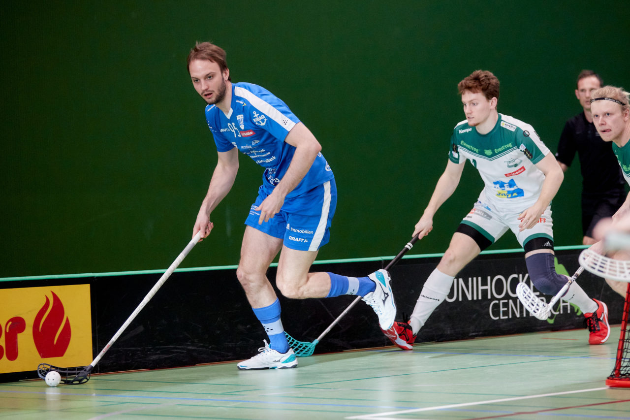 Männer Playoff Viertelfinal sechstes  Spiel 
Zug United -  SV Wiler-Ersigen am 27. März 2021 in der Sporthalle der Kantonsschule Zug 
Bild: Michael Peter