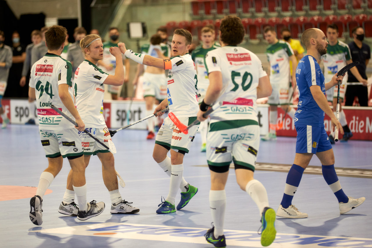 Männer NLA Playoff Viertelfinal zweites Spiel.  Wegen der Fernsehübertragung findet das Spiel im Floorball Production Center in Winterthur statt. 
Zug United - SV Wiler-Ersigen am Samstag 13. März  2021  in der Axa-Arena  Winterthur 
Bild: Michael Peter