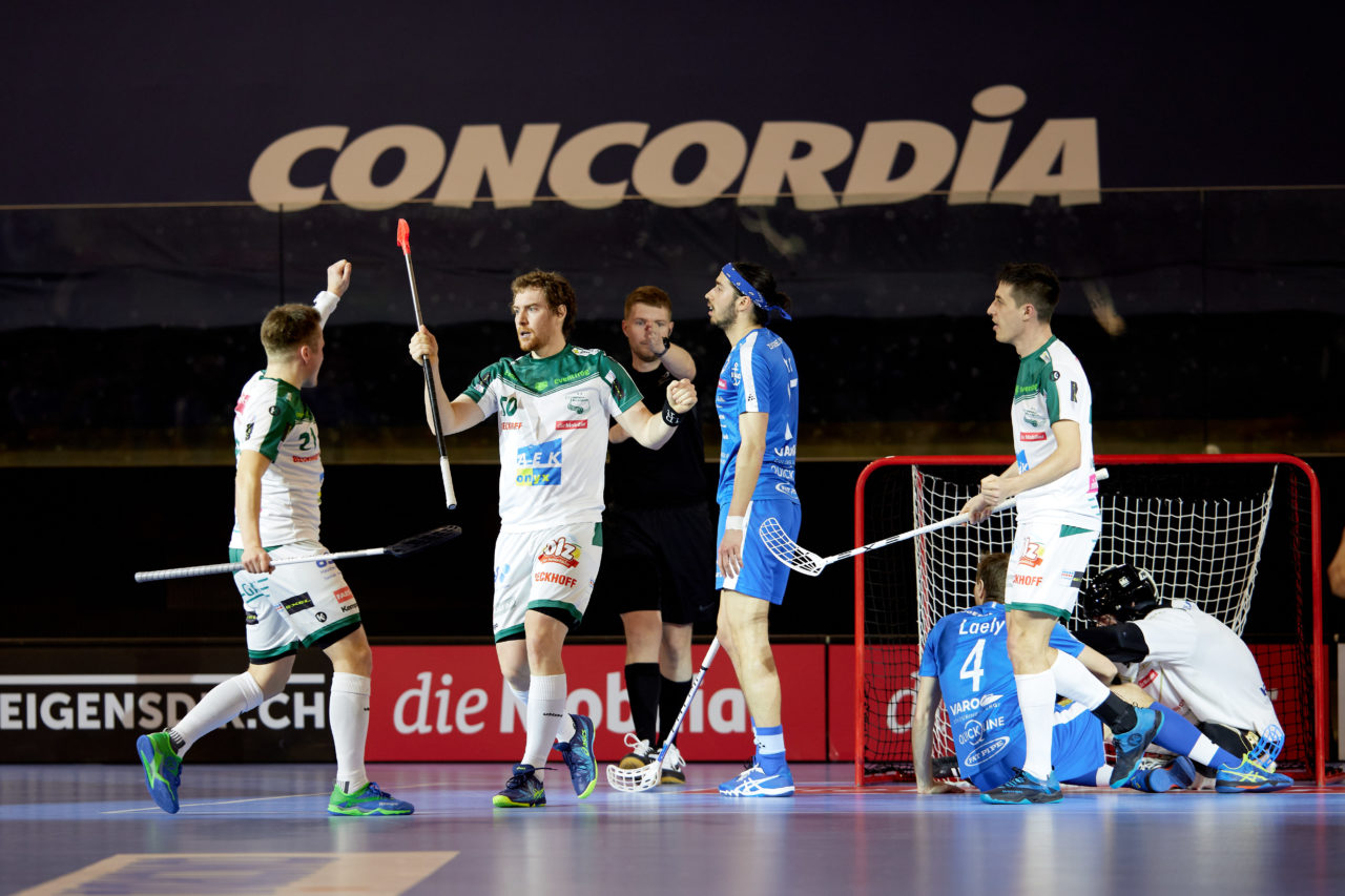 Männer NLA Playoff Viertelfinal zweites Spiel.  Wegen der Fernsehübertragung findet das Spiel im Floorball Production Center in Winterthur statt. 
Zug United - SV Wiler-Ersigen am Samstag 13. März  2021  in der Axa-Arena  Winterthur 
Bild: Michael Peter