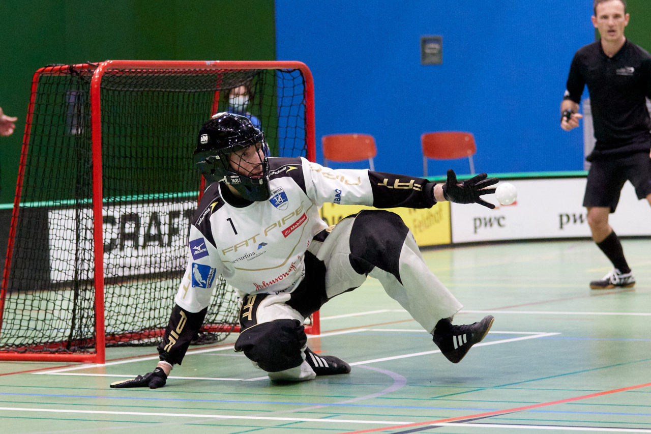 Männer Playoff Viertelfinal sechstes  Spiel 
Zug United -  SV Wiler-Ersigen am 27. März 2021 in der Sporthalle der Kantonsschule Zug 
Bild: Michael Peter