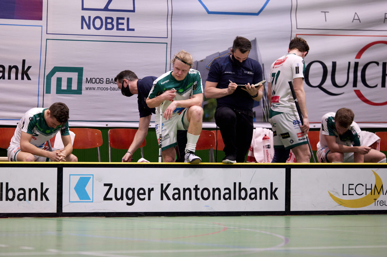 Männer Playoff Viertelfinal sechstes  Spiel 
Zug United -  SV Wiler-Ersigen am 27. März 2021 in der Sporthalle der Kantonsschule Zug 
Bild: Michael Peter