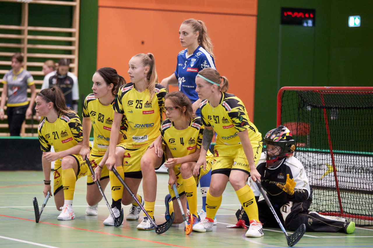 Zug United - Floorball Riders Dürnten-Bubikon-Rüti am  11. September  2021 in der Sporthalle der Kantonsschule Zug 
Bild: Michael Peter
