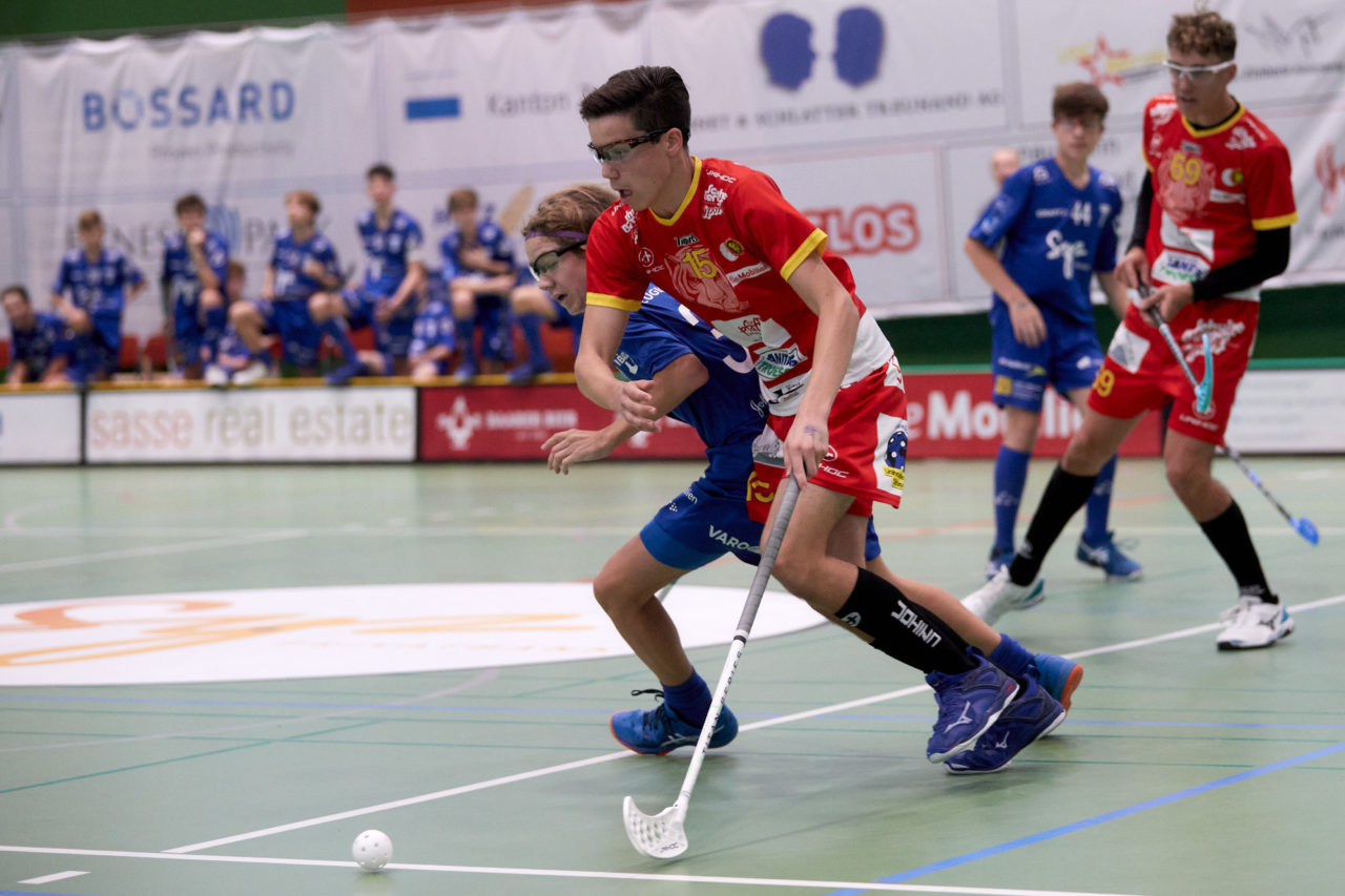 Junioren U16A
Zug United -  Unihockey Tigers Langnau am  26. September  2021 in der Sporthalle der Kantonsschule Zug 
Bild: Michael Peter