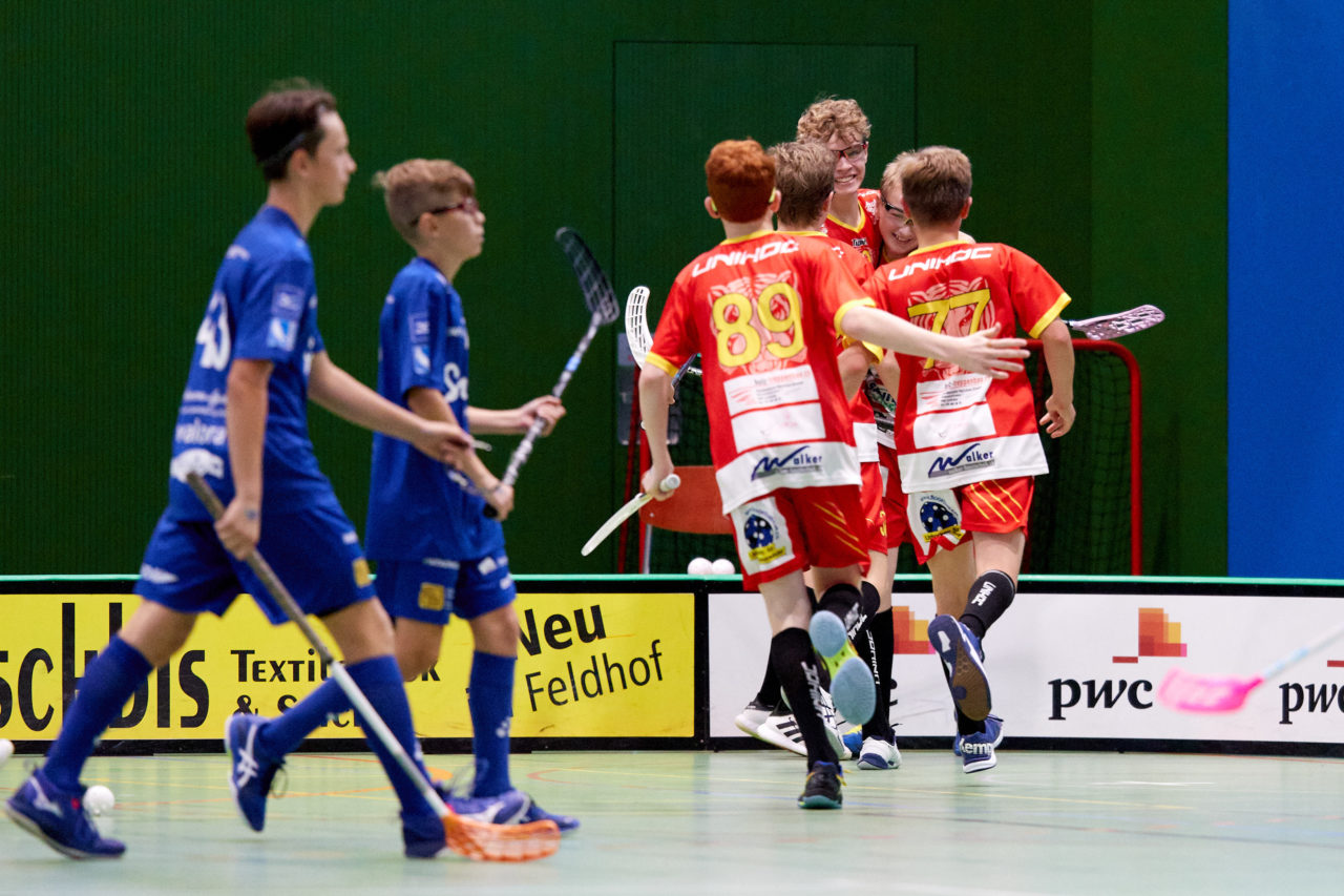 Junioren U16A
Zug United -  Unihockey Tigers Langnau am  26. September  2021 in der Sporthalle der Kantonsschule Zug 
Bild: Michael Peter