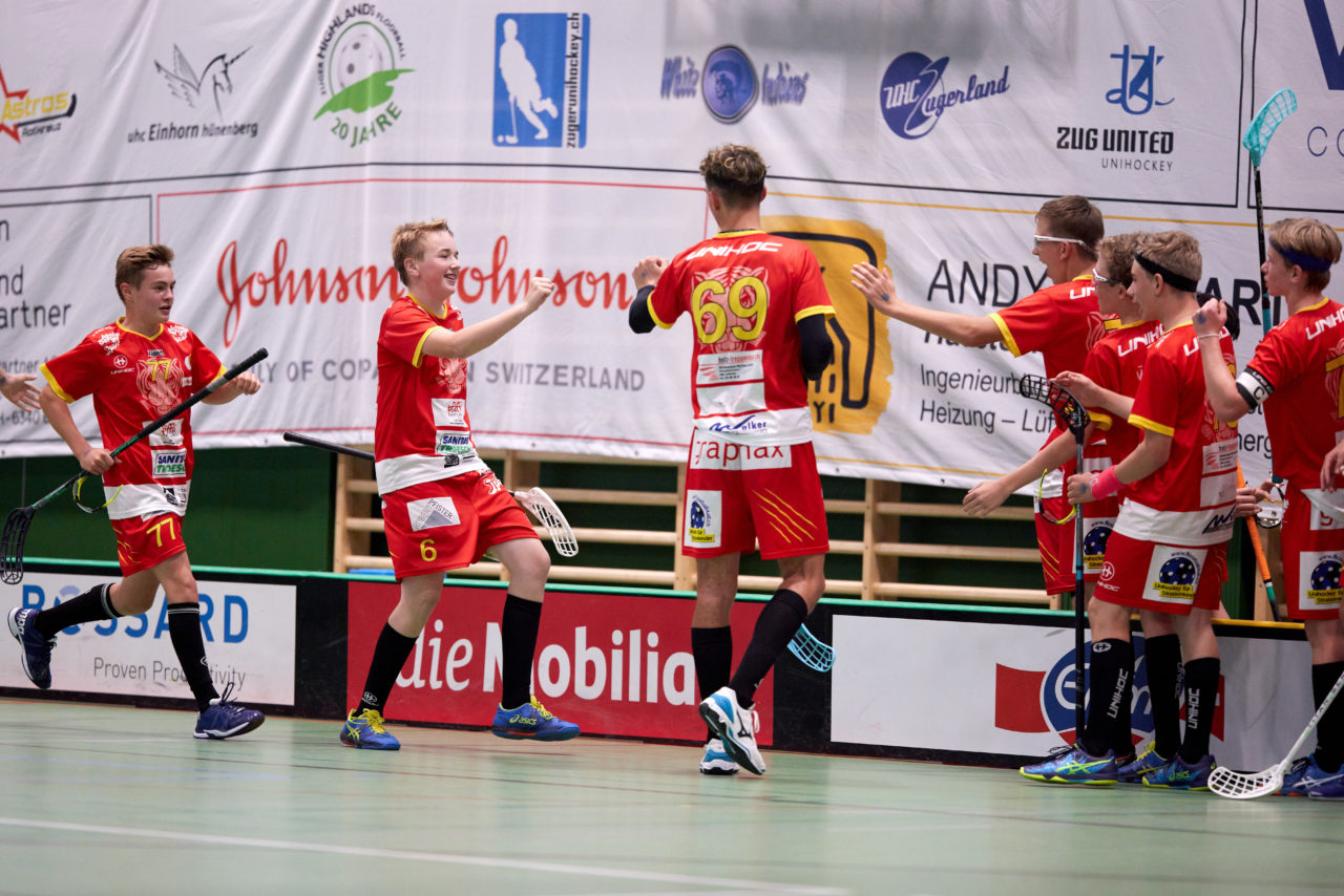 Junioren U16A
Zug United -  Unihockey Tigers Langnau am  26. September  2021 in der Sporthalle der Kantonsschule Zug 
Bild: Michael Peter