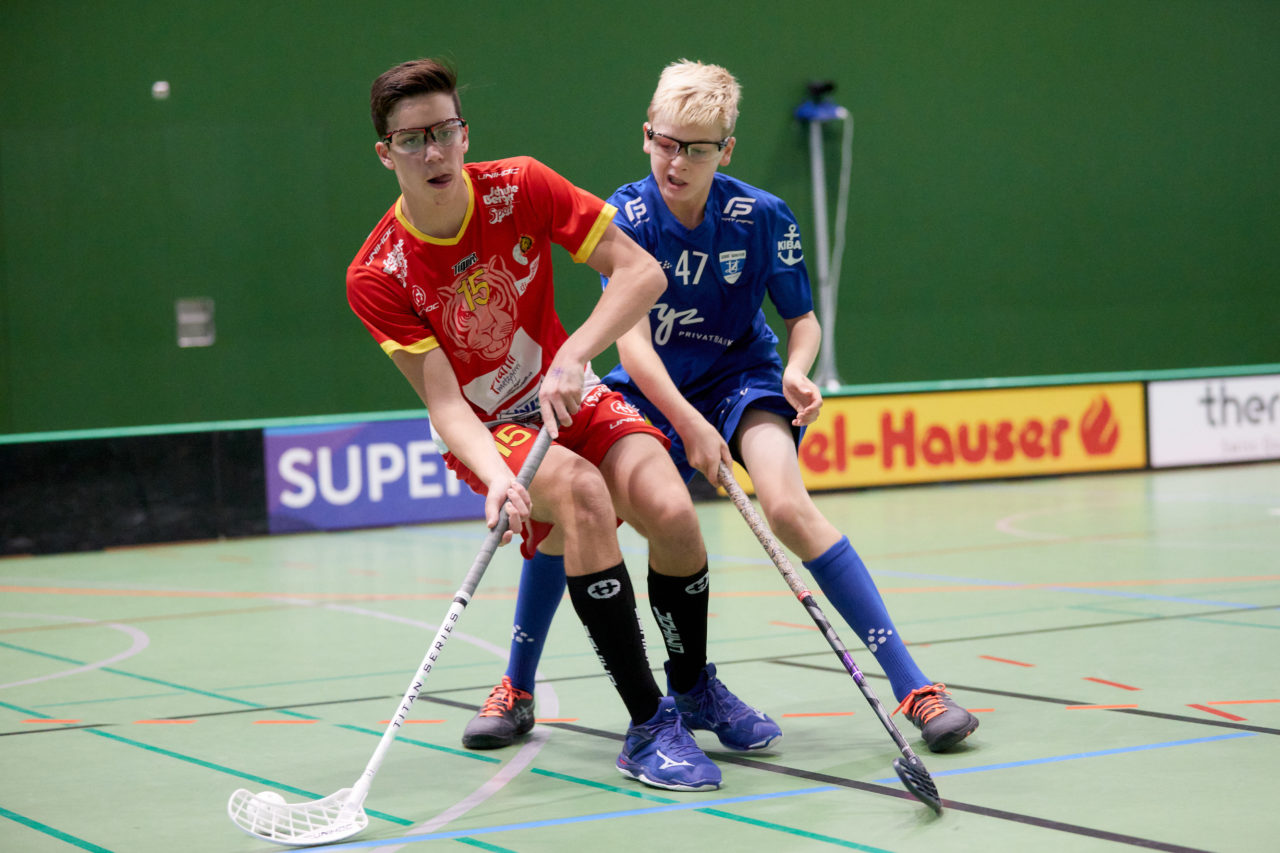 Junioren U16A
Zug United -  Unihockey Tigers Langnau am  26. September  2021 in der Sporthalle der Kantonsschule Zug 
Bild: Michael Peter