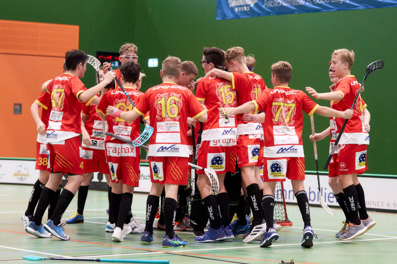 Junioren U16A
Zug United -  Unihockey Tigers Langnau am  26. September  2021 in der Sporthalle der Kantonsschule Zug 
Bild: Michael Peter