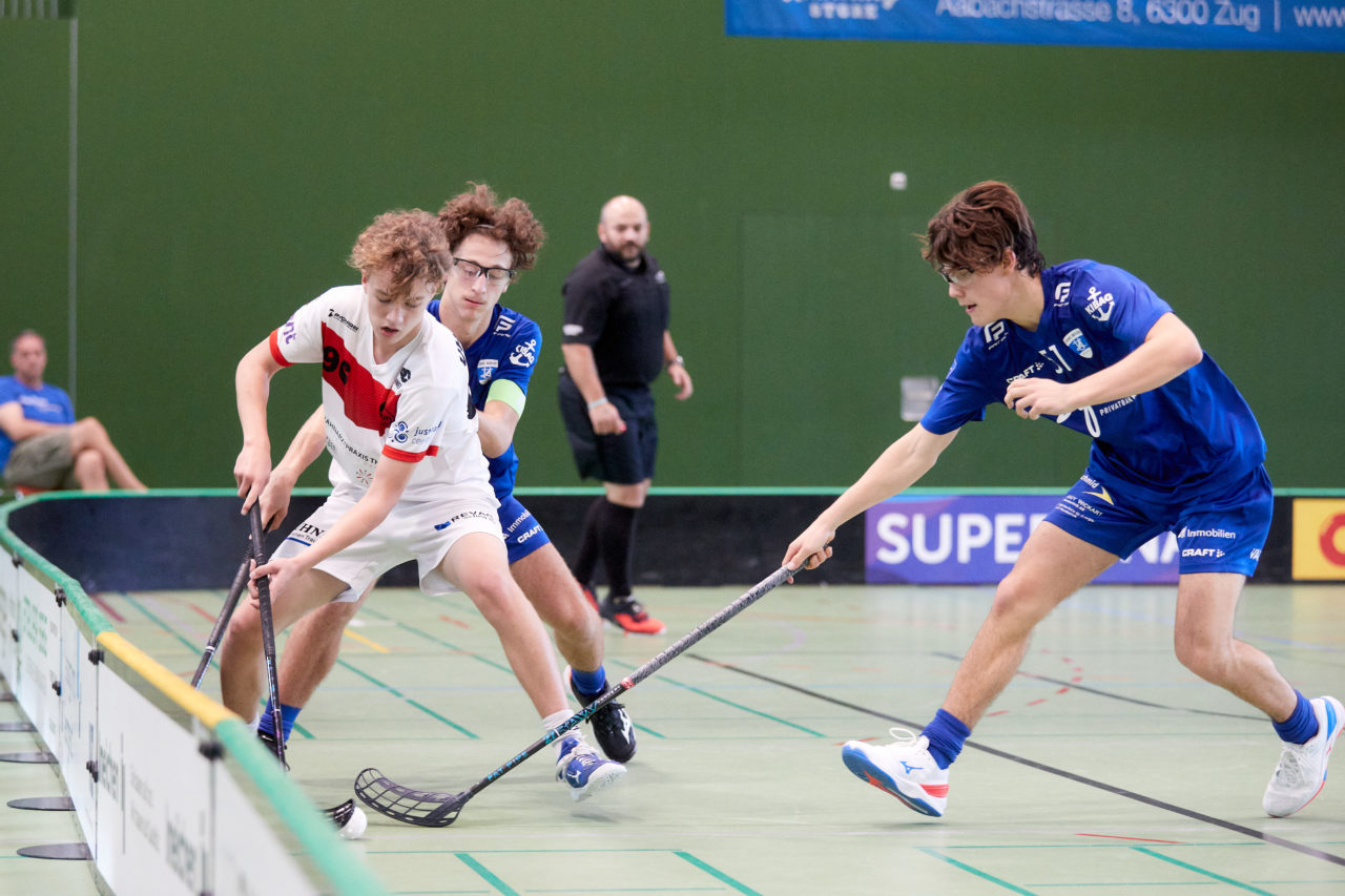 Junioren U18A
Zug United - UHC Thun am  25. September  2021 in der Sporthalle der Kantonsschule Zug 
Bild: Michael Peter