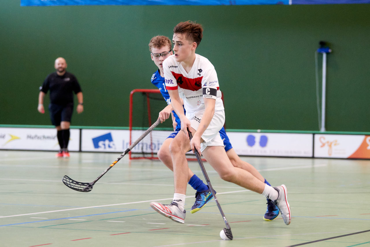 Junioren U18A
Zug United - UHC Thun am  25. September  2021 in der Sporthalle der Kantonsschule Zug 
Bild: Michael Peter