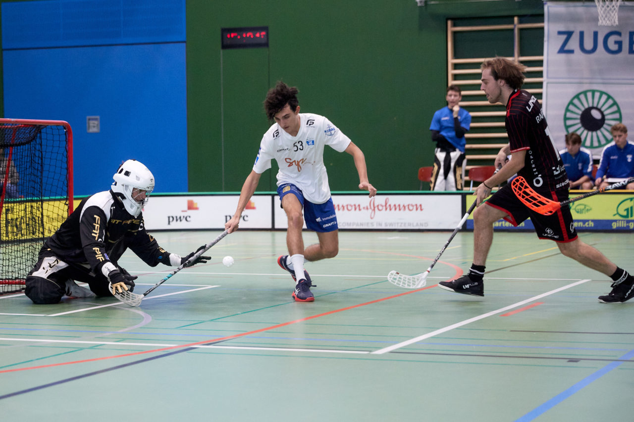 Junioren U21A
Zug United -  Chur Unihockey am  26. September  2021 in der Sporthalle der Kantonsschule Zug 
Bild: Michael Peter