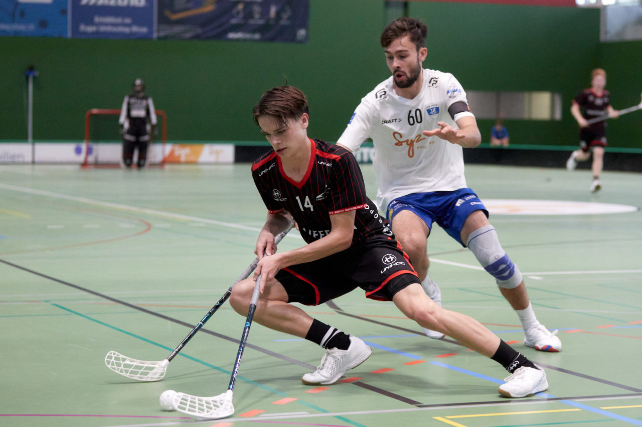 Junioren U21A
Zug United -  Chur Unihockey am  26. September  2021 in der Sporthalle der Kantonsschule Zug 
Bild: Michael Peter
