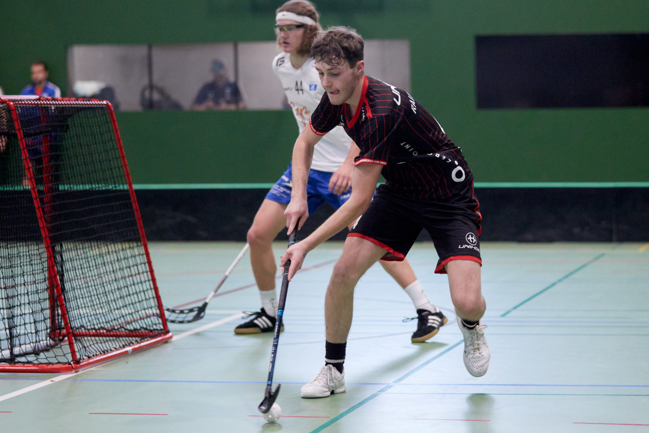 Junioren U21A
Zug United -  Chur Unihockey am  26. September  2021 in der Sporthalle der Kantonsschule Zug 
Bild: Michael Peter