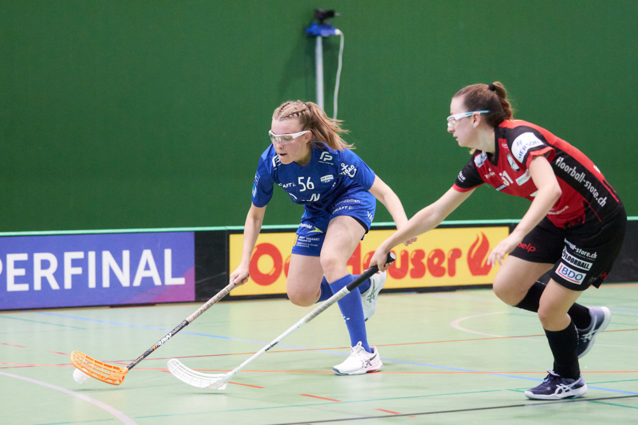 Juniorinnen U21A Zug United - Unihockey Basel Regio  am 12. September  2021 in der Sporthalle der Kantonsschule Zug 
Bild: Michael Peter
