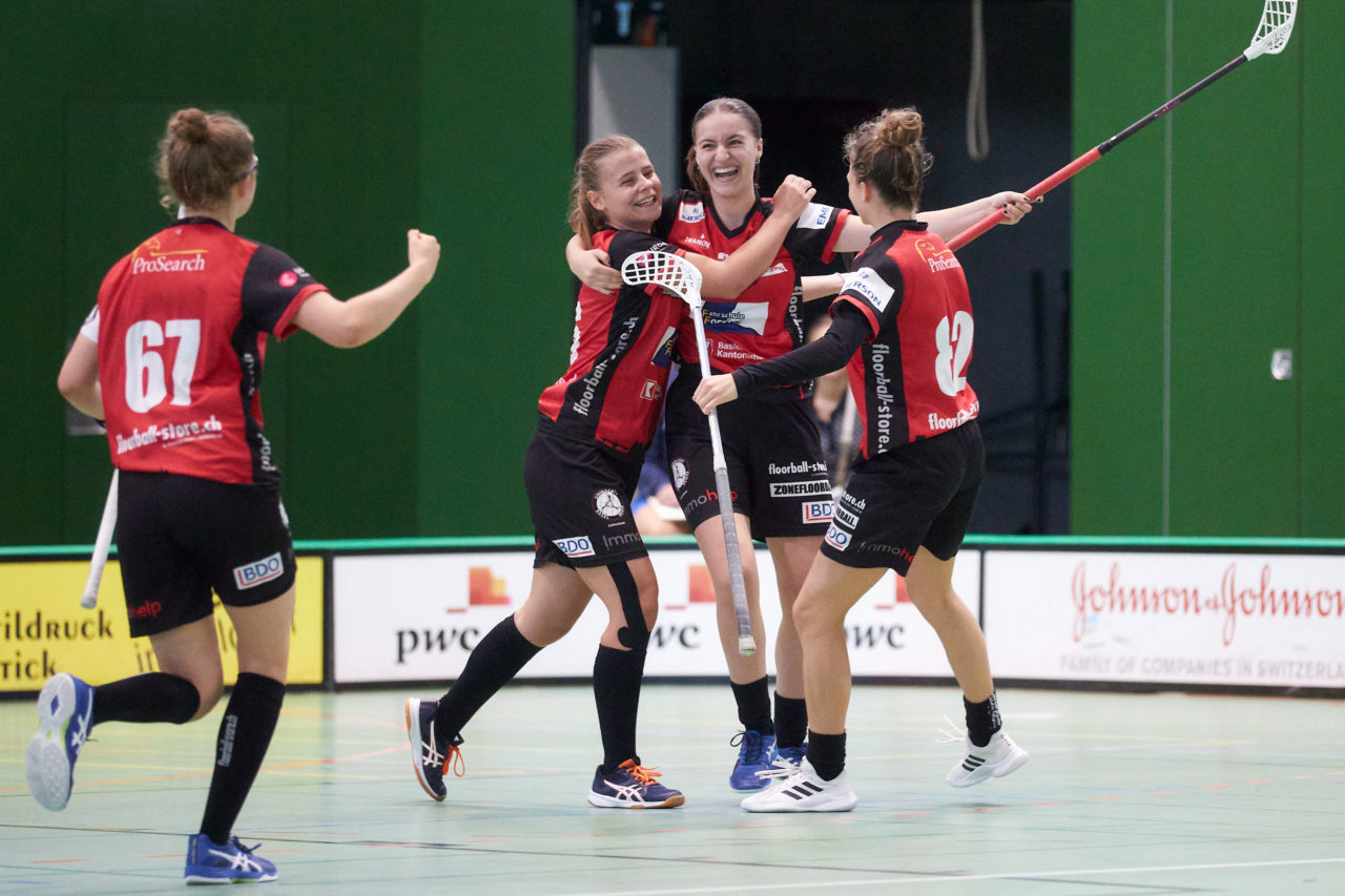Juniorinnen U21A Zug United - Unihockey Basel Regio  am 12. September  2021 in der Sporthalle der Kantonsschule Zug 
Bild: Michael Peter