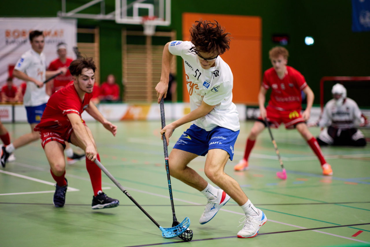 Junioren U21A
Zug United -  Floorball Köniz am 23. Oktober  2021 in der Sporthalle der Kantonsschule Zug 
Bild: Michael Peter