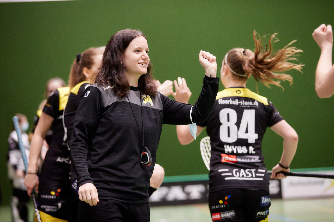 Zug United - Wizards Bern Burgdorf 
am 9. November 2022 in der Sporthalle der Kantonsschule Zug 
Bild: Michael Peter