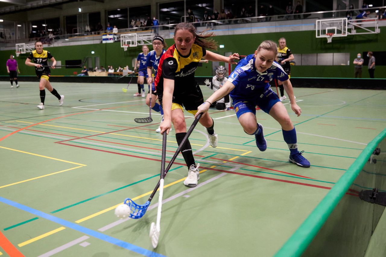 Zug United - Wizards Bern Burgdorf 
am 9. November 2022 in der Sporthalle der Kantonsschule Zug 
Bild: Michael Peter