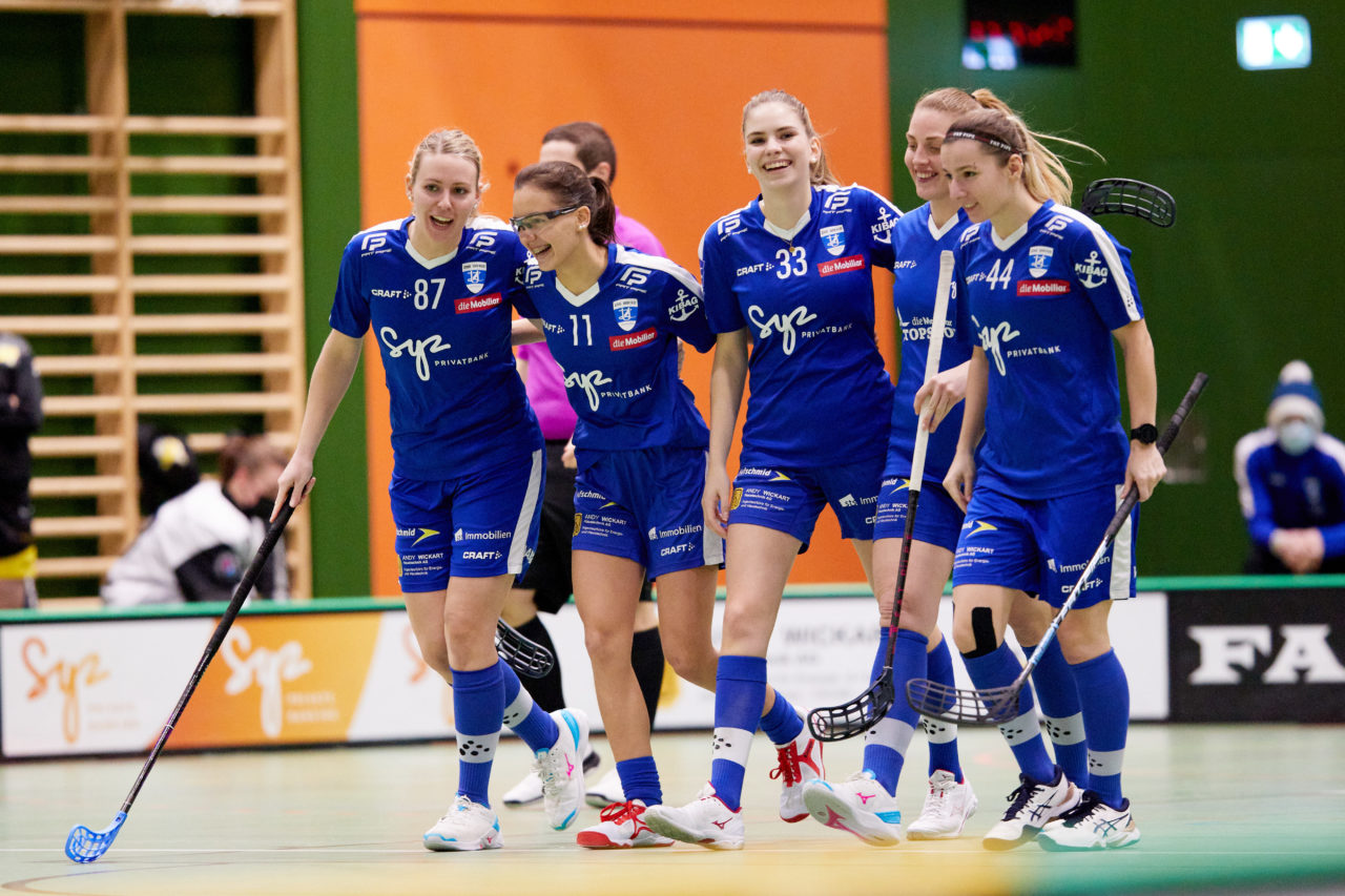 Zug United - Wizards Bern Burgdorf 
am 9. November 2022 in der Sporthalle der Kantonsschule Zug 
Bild: Michael Peter