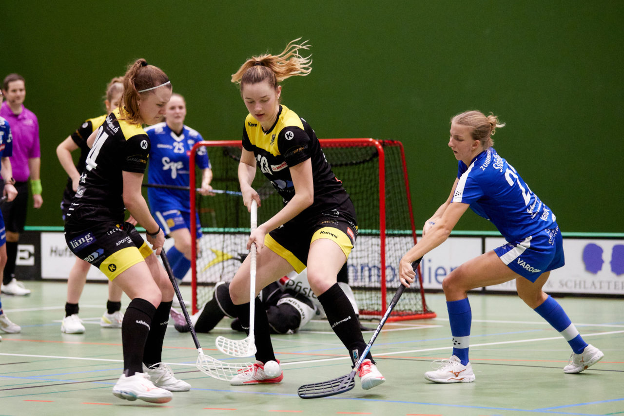 Zug United - Wizards Bern Burgdorf 
am 9. November 2022 in der Sporthalle der Kantonsschule Zug 
Bild: Michael Peter