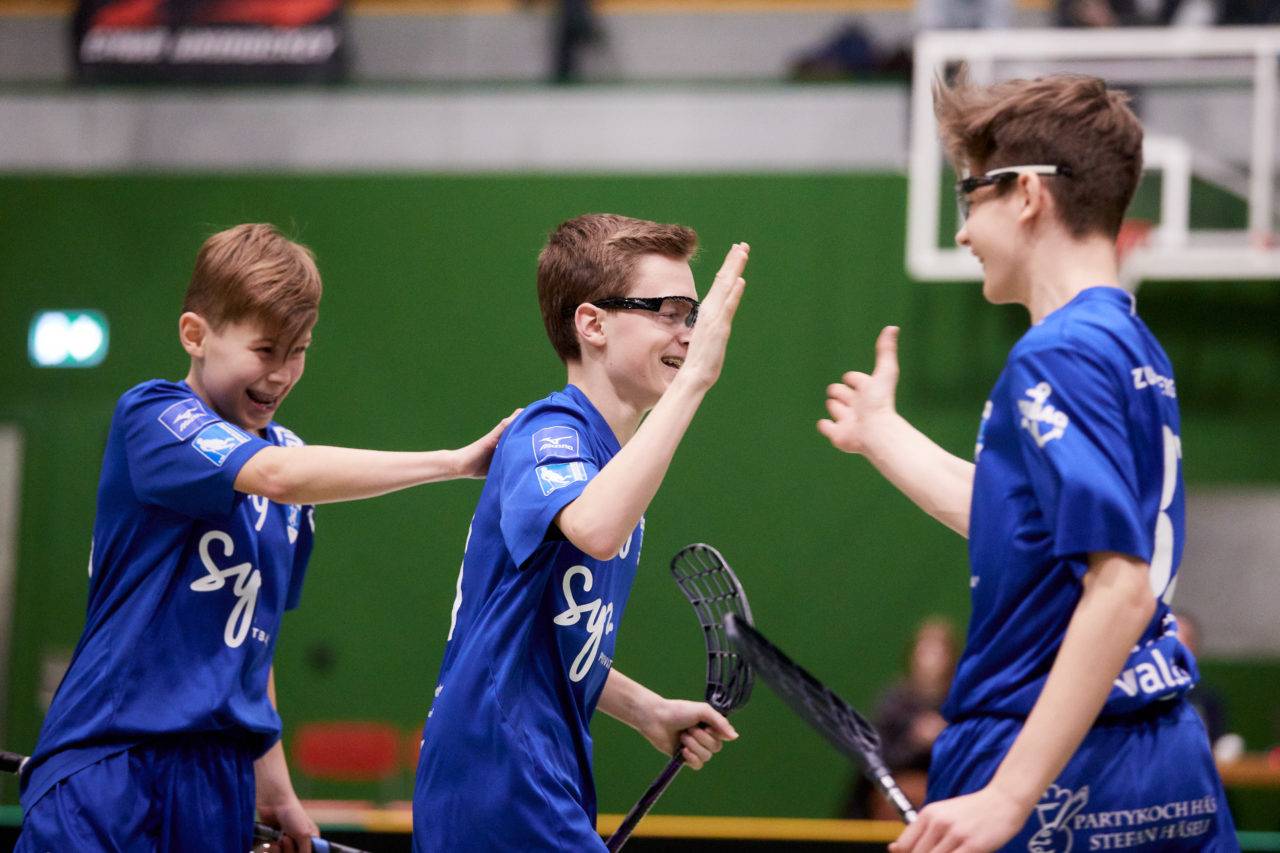 Junioren U16A
Zug United - Chur Unihockey am 19. Februar  2022 in der Sporthalle der Kantonsschule Zug 
Bild: Michael Peter