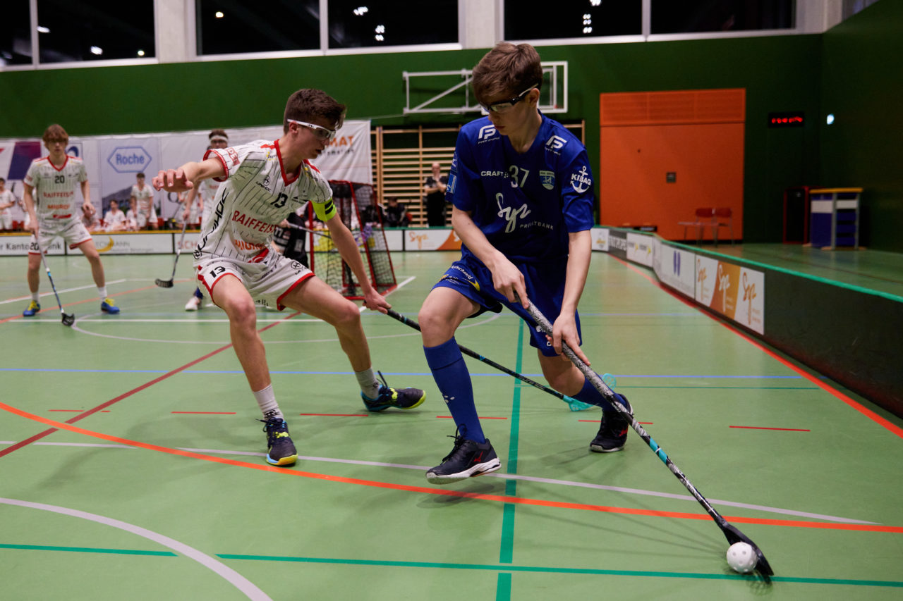 Junioren U16A
Zug United - Chur Unihockey am 19. Februar  2022 in der Sporthalle der Kantonsschule Zug 
Bild: Michael Peter
