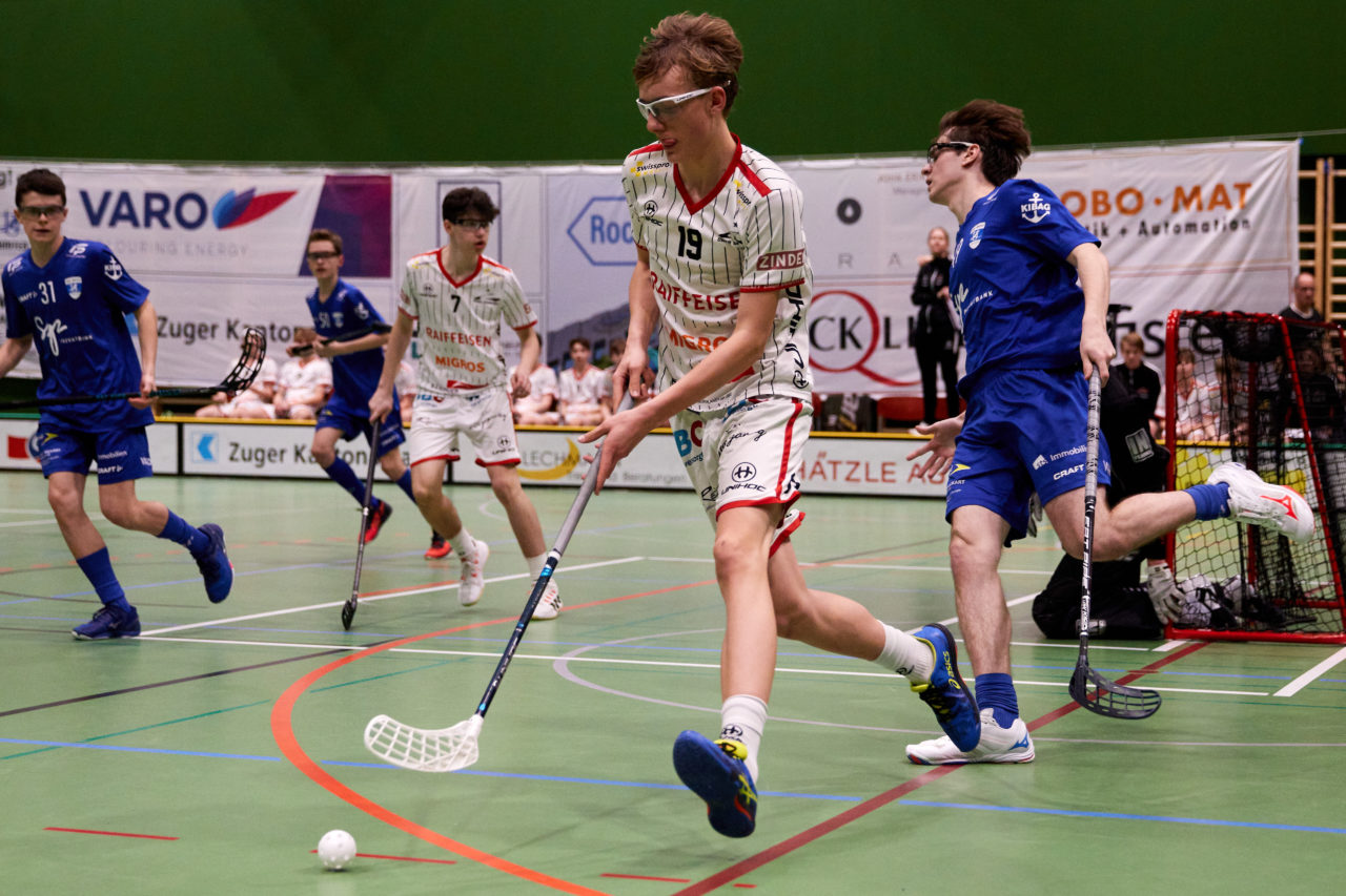 Junioren U16A
Zug United - Chur Unihockey am 19. Februar  2022 in der Sporthalle der Kantonsschule Zug 
Bild: Michael Peter