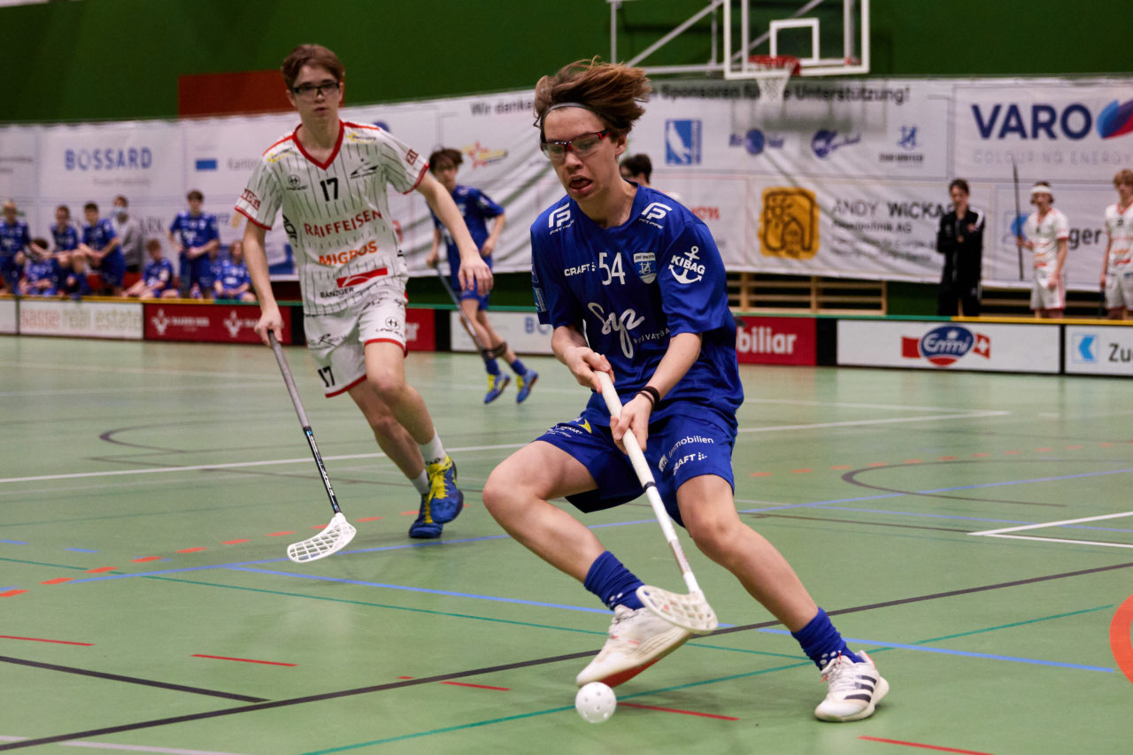 Junioren U16A
Zug United - Chur Unihockey am 19. Februar  2022 in der Sporthalle der Kantonsschule Zug 
Bild: Michael Peter