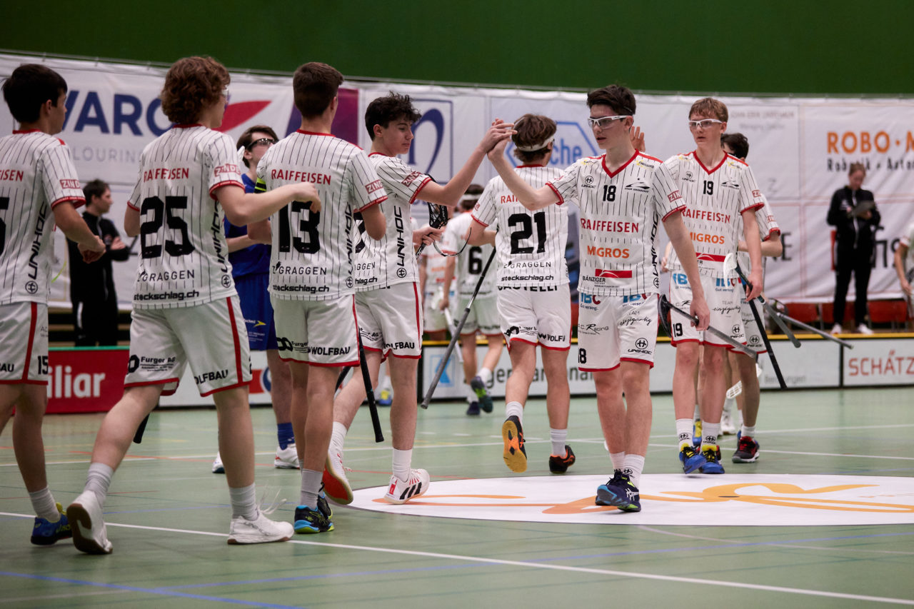 Junioren U16A
Zug United - Chur Unihockey am 19. Februar  2022 in der Sporthalle der Kantonsschule Zug 
Bild: Michael Peter