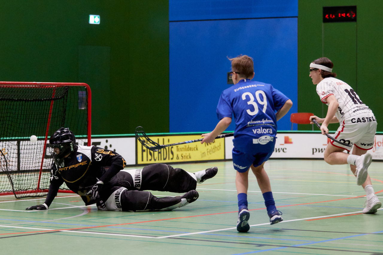 Junioren U16A
Zug United - Chur Unihockey am 19. Februar  2022 in der Sporthalle der Kantonsschule Zug 
Bild: Michael Peter