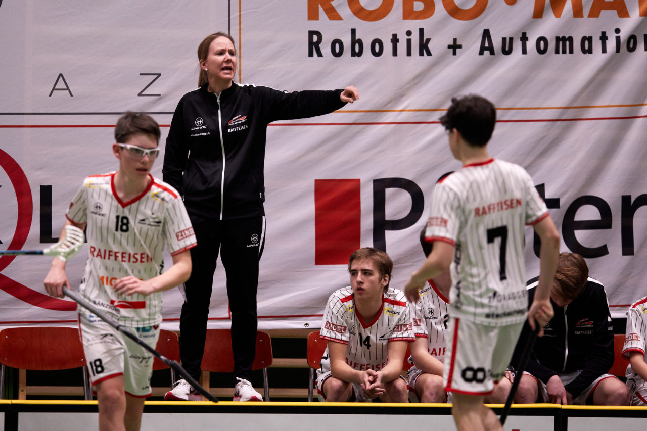 Junioren U16A
Zug United - Chur Unihockey am 19. Februar  2022 in der Sporthalle der Kantonsschule Zug 
Bild: Michael Peter