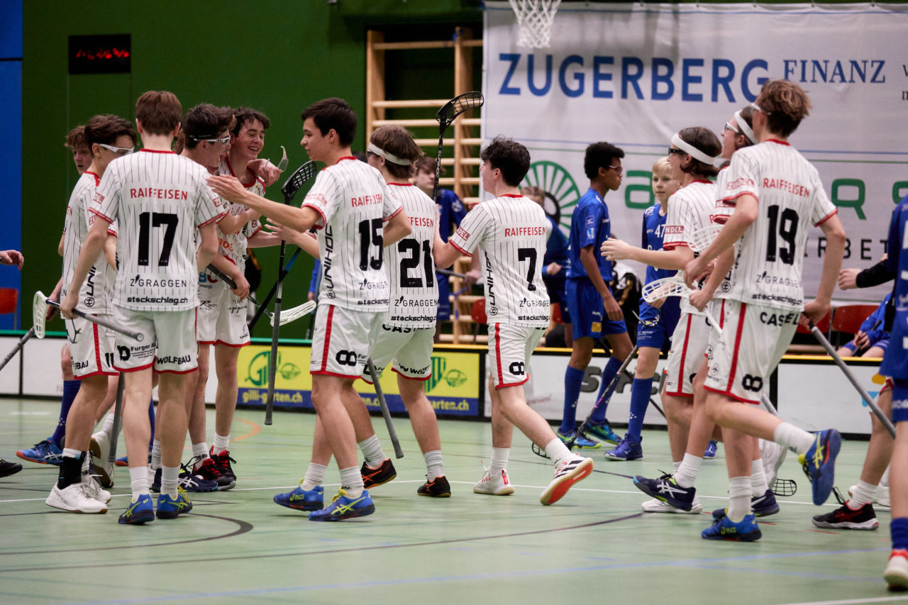 Junioren U16A
Zug United - Chur Unihockey am 19. Februar  2022 in der Sporthalle der Kantonsschule Zug 
Bild: Michael Peter