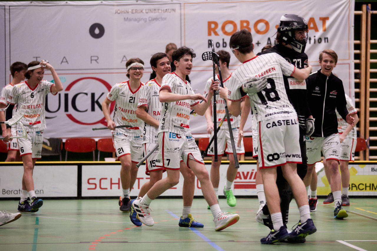 Junioren U16A
Zug United - Chur Unihockey am 19. Februar  2022 in der Sporthalle der Kantonsschule Zug 
Bild: Michael Peter