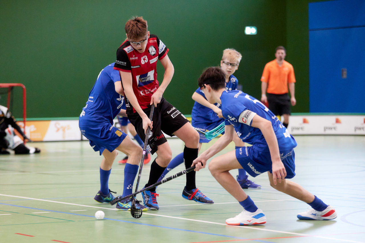 Junioren U16A
Zug United - Unihockey Basel Regio am 8. Januar 2022 in der Sporthalle der Kantonsschule Zug 
Bild: Michael Peter