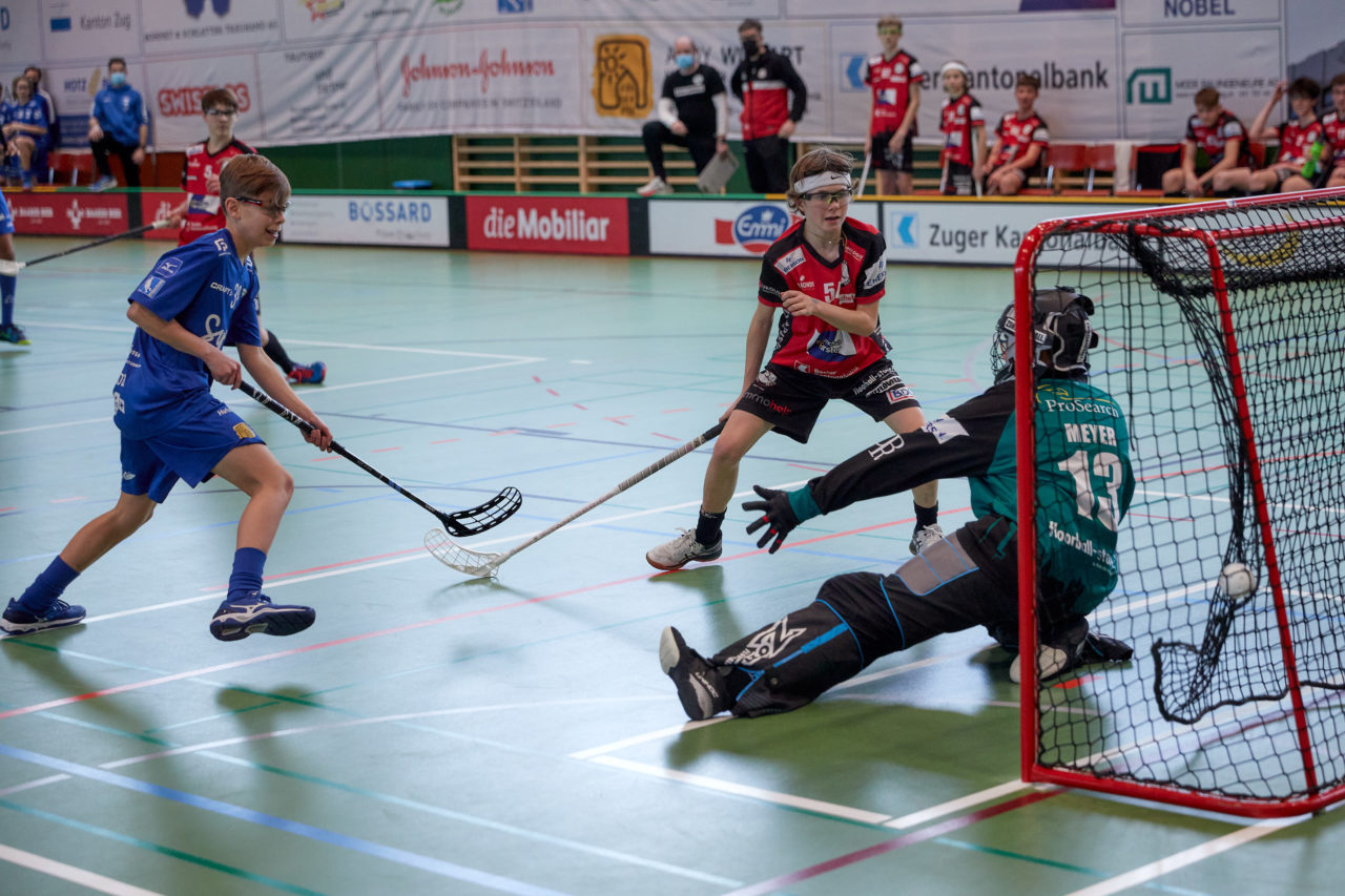 Junioren U16A
Zug United - Unihockey Basel Regio am 8. Januar 2022 in der Sporthalle der Kantonsschule Zug 
Bild: Michael Peter