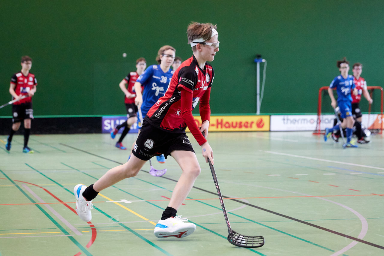 Junioren U16A
Zug United - Unihockey Basel Regio am 8. Januar 2022 in der Sporthalle der Kantonsschule Zug 
Bild: Michael Peter