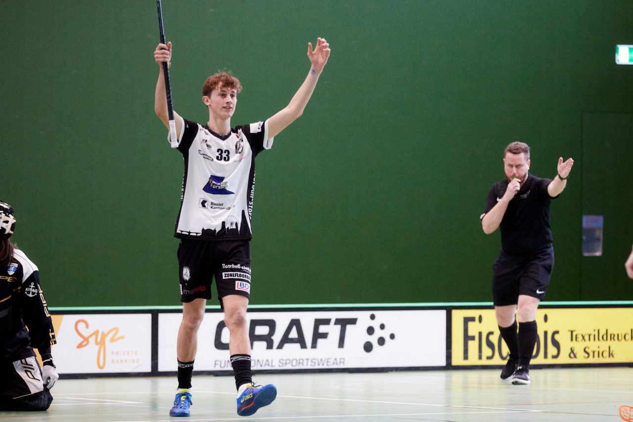 Junioren U18A 
Zug United - Unihockey Basel Regio  
am 17. Januar 2022 in der Sporthalle der Kantonsschule Zug 
Bild: Michael Peter