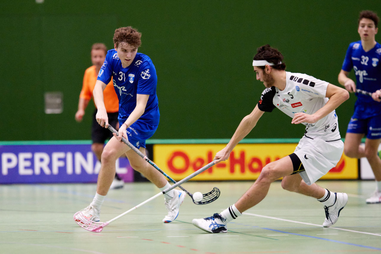 Junioren U21A Playoff 
Zug United - UHC Alligator Malans am 19. Februar 2022 in der Sporthalle der Kantonsschule Zug 
Bild: Michael Peter